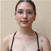 Soy profesora de inglés titulada, 7 años de experiencia. Clases en remoto y presencial. Desde niños de 2 años hasta adultos.